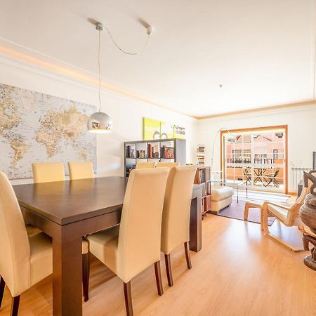 Guestready - Spacious Residence In Oeiras Barcarena Kültér fotó