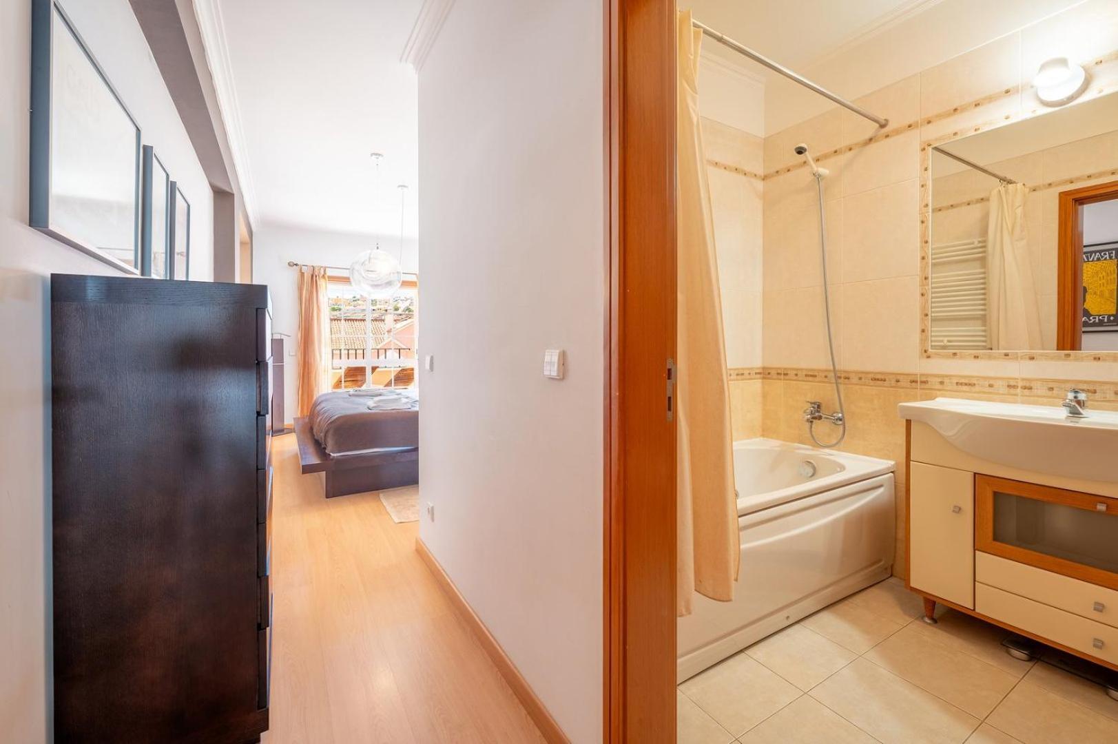 Guestready - Spacious Residence In Oeiras Barcarena Kültér fotó