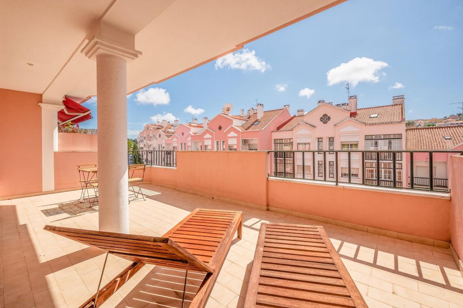 Guestready - Spacious Residence In Oeiras Barcarena Kültér fotó